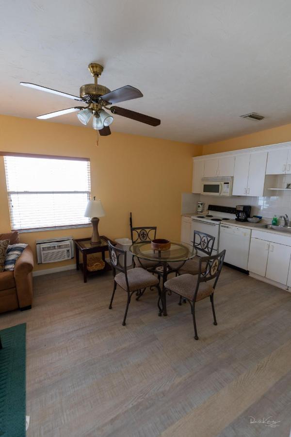 Village House By Beachside Management Siesta Key Dış mekan fotoğraf