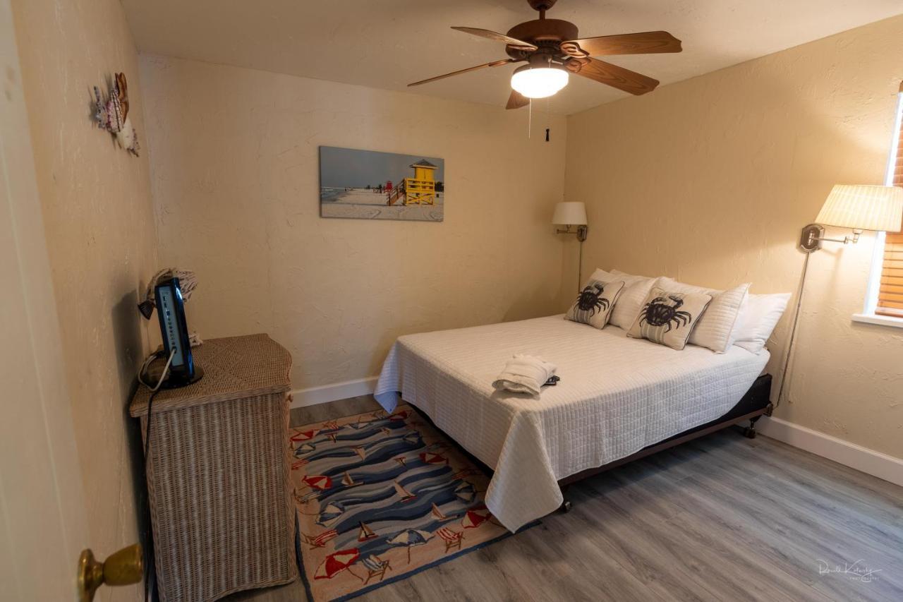Village House By Beachside Management Siesta Key Dış mekan fotoğraf